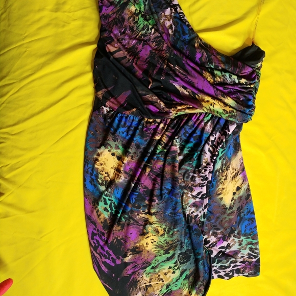 HotGalDress - Picture 2 of 3